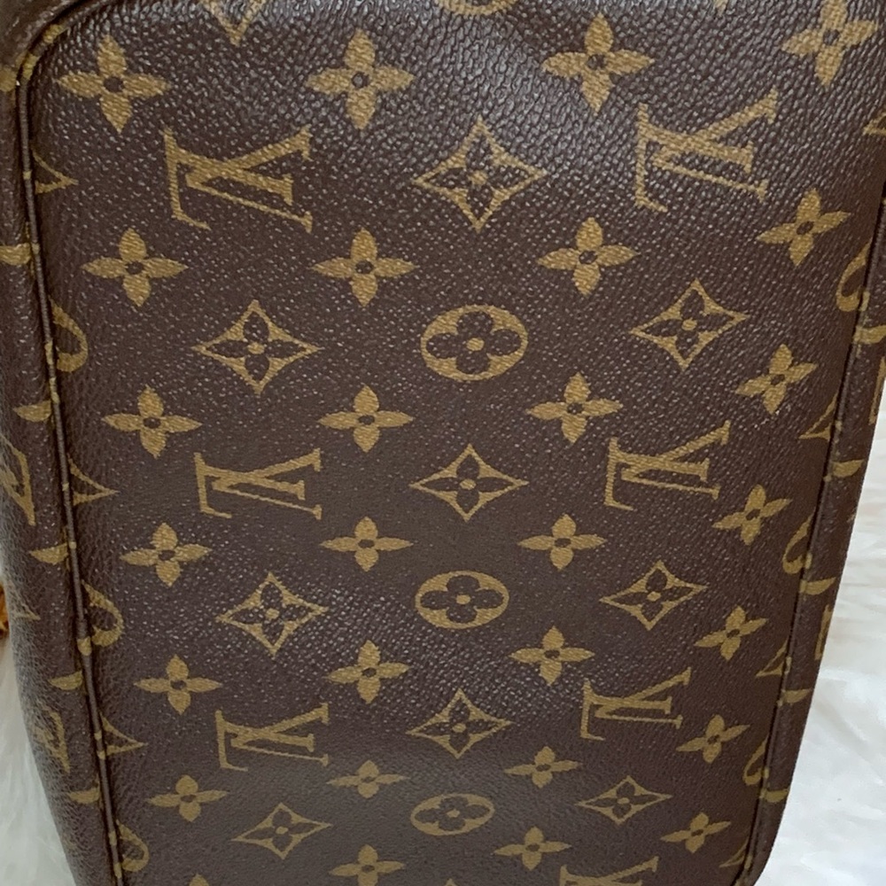 Louis Vuitton Neverful Monogram MM - Picture 8 of 16